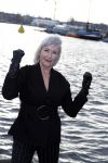 Amsterdam 8 december 2016
Inge Ipenburg komt weer terug in GTST en komt met boot aanvaren.
