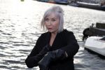 Amsterdam 8 december 2016
Inge Ipenburg komt weer terug in GTST en komt met boot aanvaren.