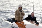 Amsterdam 8 december 2016
Inge Ipenburg komt weer terug in GTST en komt met boot aanvaren.