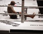 Oberhausen 10 december 2016
Jamal Ben Saddik wint van Ismael Londt tijdens de GLORY COLLISION in Oberhausen.