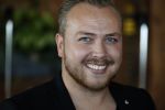 Amsterdam 30 september 2016
cd presentatie O'GENE in de amsterdam toren . Marco Borsato reikt hem uit. Jamai