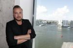 Amsterdam 30 september 2016
cd presentatie O'GENE in de amsterdam toren . Marco Borsato reikt hem uit. Jamai