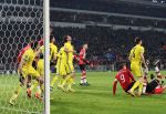 Eindhoven, 6 December 2016 Laatse groepswedstrijd in de Champions League Seizoen 2016/2017 PSV-FC Rostov, eindstand 0-0 en uitschakeling voor het gehele Europese Voetbal.
Jeroen Zoet in aanval Siem de Jong Bart Ramselaar Hector Moreno Joshua Brenet