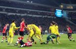 Eindhoven, 6 December 2016 Laatse groepswedstrijd in de Champions League Seizoen 2016/2017 PSV-FC Rostov, eindstand 0-0 en uitschakeling voor het gehele Europese Voetbal.
Jeroen Zoet in aanval Siem de Jong Bart Ramselaar Hector Moreno Joshua Brenet