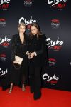Amsterdam 20 november 2016
Premiere Ciske de Rat in het nieuwe de la mar theater. Joelle Witschge met zus
