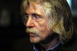 Amsterdam 25 november 2016
Boekpresentatie Johnny Rep bij cafe Scheltema. Johan Derksen reikt eerste exemplaar uit aan Heinz Stuy . Het boek is geschreven door  Mark v d Heuvel.