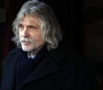 Amsterdam 25 november 2016
Boekpresentatie Johnny Rep bij cafe Scheltema. Johan Derksen reikt eerste exemplaar uit aan Heinz Stuy . Het boek is geschreven door  Mark v d Heuvel.