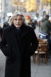 Amsterdam 25 november 2016
Boekpresentatie Johnny Rep bij cafe Scheltema. Johan Derksen reikt eerste exemplaar uit aan Heinz Stuy . Het boek is geschreven door  Mark v d Heuvel.