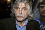 Amsterdam 25 november 2016
Boekpresentatie Johnny Rep bij cafe Scheltema. Johan Derksen reikt eerste exemplaar uit aan Heinz Stuy . Het boek is geschreven door  Mark v d Heuvel.