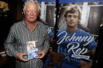 Amsterdam 25 november 2016
Boekpresentatie Johnny Rep bij cafe Scheltema. Johan Derksen reikt eerste exemplaar uit aan Heinz Stuy . Het boek is geschreven door  Mark v d Heuvel.