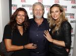 Amsterdam 22 november 2016
Presentatie Amsterdam XXXL magazine uitgegeven door Mark Teurlings bij gassan diamonds. karin de Rooij en Stacey