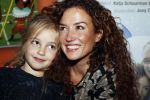 Amsterdam 14 november 2016
Winston Gerschtanowitz presenteerde de nieuwe sinterklaasboeken van Jumbo gemaakt door Katja  en Wim Schuurman Albert Verlinde en Wesley Sneijder die helaas niet aanwezig kon zijn in de Bibliotheek van Amsterdam. Katja had dochter Sammie mee genomen.