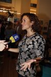 Amsterdam 14 november 2016
Winston Gerschtanowitz presenteerde de nieuwe sinterklaasboeken van Jumbo gemaakt door Katja  en Wim Schuurman Albert Verlinde en Wesley Sneijder die helaas niet aanwezig kon zijn in de Bibliotheek van Amsterdam. Katja had dochter Sammie mee genomen.