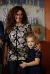 Amsterdam 14 november 2016
Winston Gerschtanowitz presenteerde de nieuwe sinterklaasboeken van Jumbo gemaakt door Katja  en Wim Schuurman Albert Verlinde en Wesley Sneijder die helaas niet aanwezig kon zijn in de Bibliotheek van Amsterdam. Katja had dochter Sammie mee genomen.