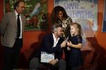 Amsterdam 14 november 2016
Winston Gerschtanowitz presenteerde de nieuwe sinterklaasboeken van Jumbo gemaakt door Katja  en Wim Schuurman Albert Verlinde en Wesley Sneijder die helaas niet aanwezig kon zijn in de Bibliotheek van Amsterdam. Katja had dochter Sammie mee genomen.