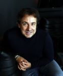 Amsterdam 30 september 2016
cd presentatie O'GENE in de amsterdam toren . Marco Borsato reikt hem uit.