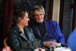 Amsterdam 25 november 2016
Boekpresentatie Johnny Rep bij cafe Scheltema. Johan Derksen reikt eerste exemplaar uit aan Heinz Stuy . Het boek is geschreven door  Mark v d Heuvel. Marieke Derksen ( dochter Johan)