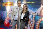 Amsterdam 10 december 2016
Premiere Sing in pathe arena. Mark v Eeuwen met zijn vriendin Anne voor het eerst op een rode loper