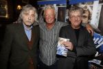 Amsterdam 25 november 2016
Boekpresentatie Johnny Rep bij cafe Scheltema. Johan Derksen reikt eerste exemplaar uit aan Heinz Stuy . Het boek is geschreven door  Mark v d Heuvel.