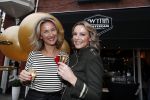 Amsterdam 17 december 2016 
Opening winkel Nynke Wynia door vriendin Micky Hoogendijk