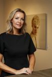Amsterdam 19 november 2016
Micky Hoogendijk staat met foto's op de Amsterdam Pan beurs. Annette de Vries interviewt haar.