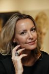 Amsterdam 19 november 2016
Micky Hoogendijk staat met foto's op de Amsterdam Pan beurs. Annette de Vries interviewt haar.