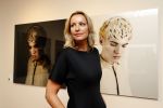 Amsterdam 19 november 2016
Micky Hoogendijk staat met foto's op de Amsterdam Pan beurs. Annette de Vries interviewt haar.