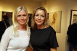 Amsterdam 19 november 2016
Micky Hoogendijk staat met foto's op de Amsterdam Pan beurs. Annette de Vries interviewt haar.
