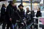 Amsterdam 9 december 2016
Nicolette v Dam heeft opnames voor commercial Rituals op de cornelis schuytstraat