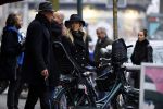 Amsterdam 9 december 2016
Nicolette v Dam heeft opnames voor commercial Rituals op de cornelis schuytstraat