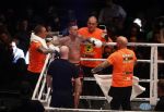 Oberhausen 10 december 2016
Nieky Holzen verliest zijn wereldtitel aan Cedric Doumbe uit Frankrijk tijdens de GLORY COLLISION in Oberhausen.