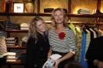 Amsterdam 17 december 2016 
Opening winkel Nynke Wynia door vriendin Micky Hoogendijk