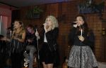 Amsterdam 30 september 2016
cd presentatie O'GENE in de amsterdam toren . Marco Borsato reikt hem uit.
O'G3NE