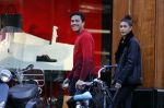 Amsterdam 3 december 2016
Quincy Kluivert met zijn vriendin Shayna Senior op de pc hooftstraat