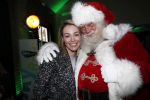 Amsterdam 7 december 2016
Sky radio Christmas tree event met oa Daphne en Emma Deckers Ronald de Boer Gers Pardoel Wilfred Genee Renate Verbaan en Bracha v Doesburgh. Fred v Leer en Manon Meijers zijn de jury. Marlayne Sahupala presenteert het geheel in het college hotel.