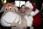 Amsterdam 7 december 2016
Sky radio Christmas tree event met oa Daphne en Emma Deckers Ronald de Boer Gers Pardoel Wilfred Genee Renate Verbaan en Bracha v Doesburgh. Fred v Leer en Manon Meijers zijn de jury. Marlayne Sahupala presenteert het geheel in het college hotel.