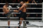 Oberhausen 10 december 2016
Rico Verhoeven wint zijn gevecht met Badr Hari tijdens de GLORY COLLISION in Oberhausen.