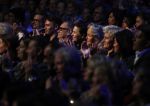 Amsterdam 20 november 2016
Rob de Nijs krijgt de radio5 oeuvre award in theater Amsterdam . Zijn vrouw Henriette en zoons Robert en Yoshi zijn ook aanwezig alsmede zijn ex vrouw Belinda meuldijk.
