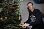 Amsterdam 7 december 2016
Sky radio Christmas tree event met oa Daphne en Emma Deckers Ronald de Boer Gers Pardoel Wilfred Genee Renate Verbaan en Bracha v Doesburgh. Fred v Leer en Manon Meijers zijn de jury. Marlayne Sahupala presenteert het geheel in het college hotel.