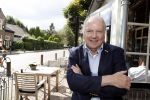Blaricum 6 september 2016
Surprise party voor Willibrord Frequin zijn 75e verjaardag bij  Moeke Spijstra.
Zijn vriendin kinderen en kleinkinderen zijn natuurlijk aanwezig. Ronnie Tober en Jan Jochems