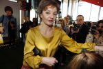 Utrecht 26 november 2016
Premiere Mees Kees in Utrecht met in hoofdrollen  Sanne Wallis de Vries Leendert de Ridder en Maarten Heijmans. Sanne Wallis de Vries met kinderen