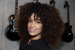 Amsterdam 30 september 2016
cd presentatie O'GENE in de amsterdam toren . Marco Borsato reikt hem uit. Sharon Doorson