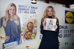 Hoorn 15 december 2016
Sonja Bakker presenteert haar 5e boek wat ze samen met Lidl uitgeeft. Haar man Jan Reus en alle kinderen zijn aanwezig