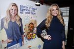 Hoorn 15 december 2016
Sonja Bakker presenteert haar 5e boek wat ze samen met Lidl uitgeeft. Haar man Jan Reus en alle kinderen zijn aanwezig