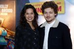 Amsterdam 10 december 2016
Premiere Sing in pathe arena. Holly Brood met vriend Soy Kroon