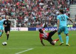 Eindhoven, 18 September 2016 PSV-Feyenoord, eindstand 0-1 Kompetitie Seizoen 2016/2017
Steven Bergwijn in duel met Eric Bottegin