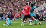 Eindhoven, 18 September 2016 PSV-Feyenoord, eindstand 0-1 Kompetitie Seizoen 2016/2017
Terence Kongolo en Gaston Pereiro