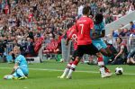 Eindhoven, 18 September 2016 PSV-Feyenoord, eindstand 0-1 Kompetitie Seizoen 2016/2017
Terence Kongolo en Gaston Pereiro