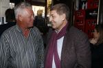 Amsterdam 25 november 2016
Boekpresentatie Johnny Rep bij cafe Scheltema. Johan Derksen reikt eerste exemplaar uit aan Heinz Stuy . Het boek is geschreven door  Mark v d Heuvel. Theo v Duyvenbode