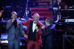 Amsterdam 28 november 2016
25 jaar Gordon artiest in het concertgebouw.
Gordon zingt met Wesley Klein en Thomas Berge